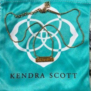 Kendra Scott bar necklace